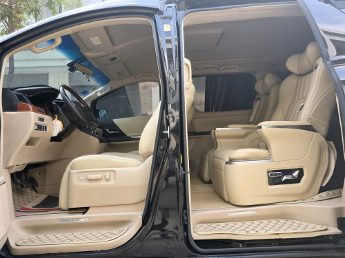 ម្ចាស់ដើមផ្ទាល់ ឆ្នាំ 2011 Up 2015 Alphard