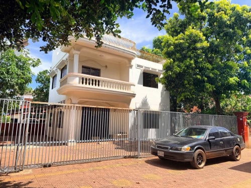 ផ្ទះជួល កណ្តាលក្រុង ជិត ស្តុប វត្ត ដំណាក់ 3Room