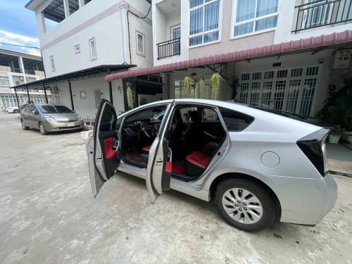 ឡានជួលមួយខែ 500$