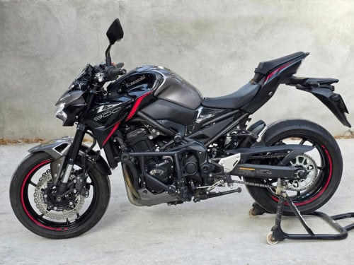 លក់5700$ឆ្នាំ2024 2000kl