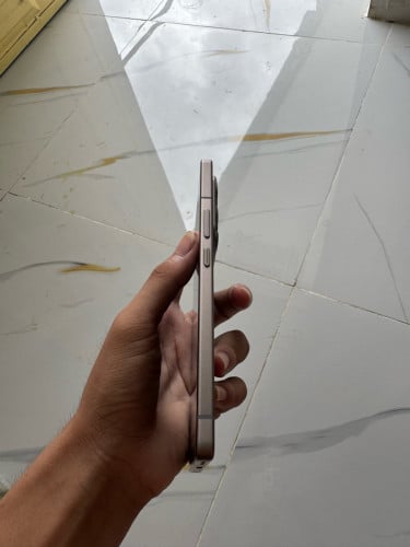 នៅស្អាត99% មានឆ្នាំង មានcase អាចមកមើលបានដល់កន្លែង
