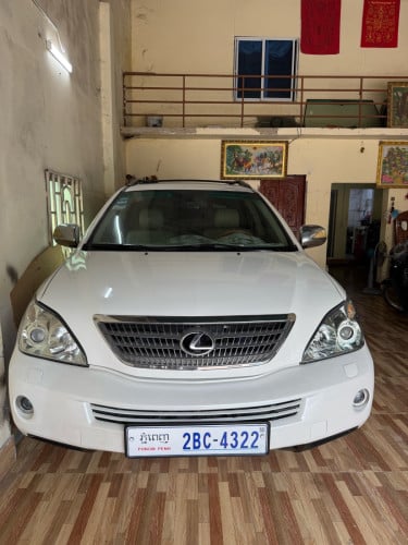 ឡានថ្មីម្ចាស់ដេីមបងប្អូនមិនប៉ះមិនបុកធានាអាគុយABS