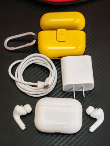 លក់កាសសុីនAirpods 3Pro Fancon freeសេវាផ្ញើរ