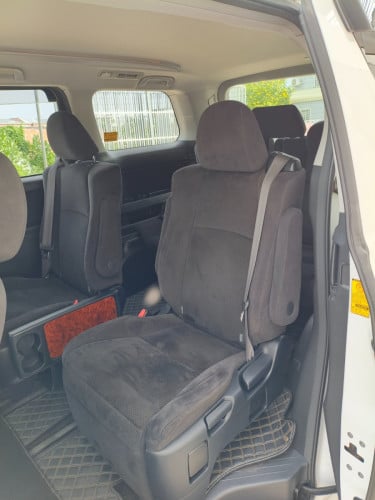 ខ្ញុំចង់លក់ឡានalphard ឆ្នាំ២០១១