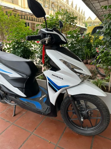 លក់ Beat026 តម្លៃ 1670$ មានកាតគ្រី