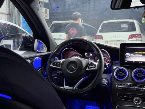 奔驰C Benz-C300 AMG