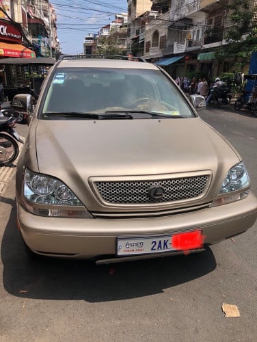 ឡានស្អាតឯកសារត្រឹមត្រូវម្ចាស់ដើមទី១ coach edition