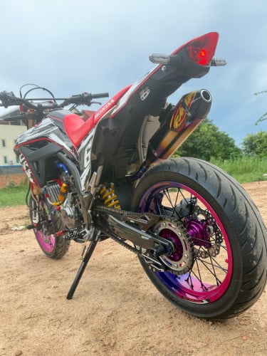 លក់ CRF 250L 2024 ក្រដាស់ពន្ធ