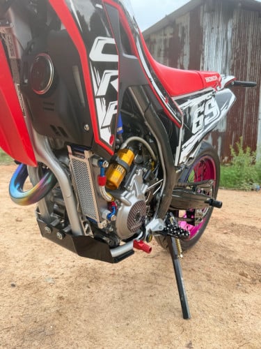 លក់ CRF 250L 2024 ក្រដាស់ពន្ធ