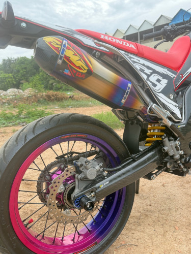 លក់ CRF 250L 2024 ក្រដាស់ពន្ធ