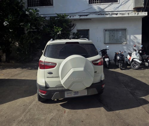 ឡានលក់ Ford Ecosport ម្ចាស់ជិះផ្ទាល់ 17500$ ចរចា