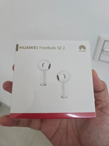 កាស់Free buds SE2 ថ្មីមានធានាមួយឆ្នាំ តម្លៃដើម29$ លក់តែ10$ទេចំនួនមានកំណត់