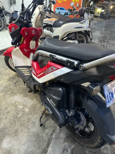 លក់Honda zoomer