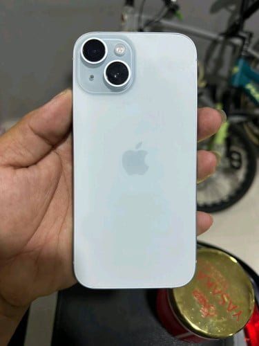 លក់ iphone 15 128g ch ស្អាត់99%