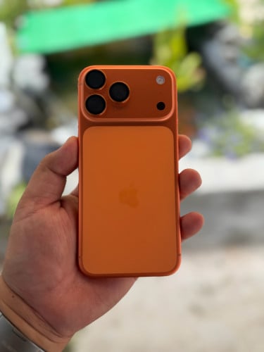 ចង់លក់ Iphone 17 pro max 256GB 99.99% LL
