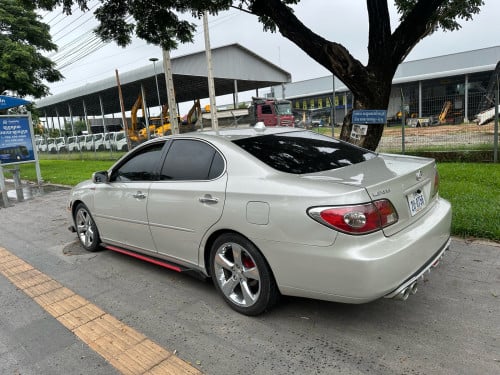 លក់Lexus ES300/V6/02ឡានស្អាត