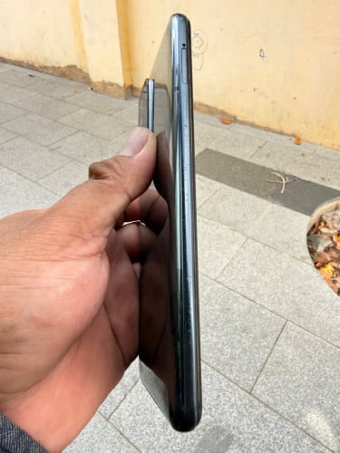 លក់ Poco x3 GT Ram8 256G ដូចក្នុងរូប 25$ដាច់