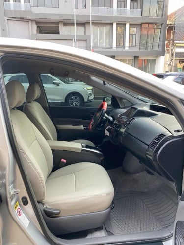 ឡានស្អាត Prius 2007 Half full ម្ចាស់ដើម
