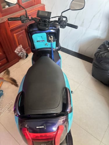 ម៉ូតូលក់ QBIX