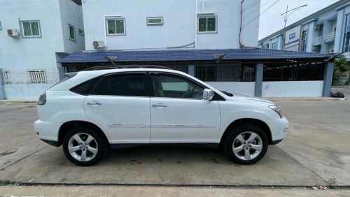 ឡានលក់ RX330
