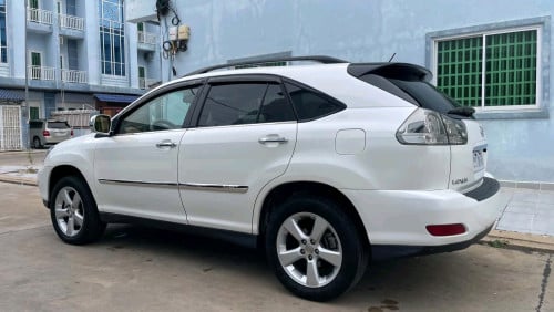 ឡានលក់ RX330