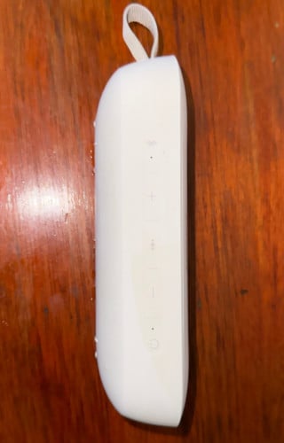 លក់ Speaker Bose Soundlink Flex មួយទឹកស្អាត 98%