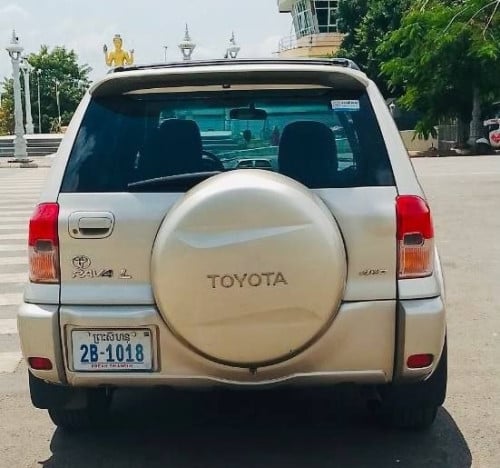 លក់ TOYOTA RAV4 2001 ឡានជិះផ្ទាល់ខ្លួន