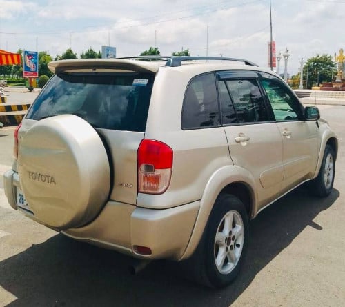 លក់ TOYOTA RAV4 2001 ឡានជិះផ្ទាល់ខ្លួន