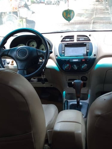 លក់ TOYOTA RAV4 2001 ឡានជិះផ្ទាល់ខ្លួន
