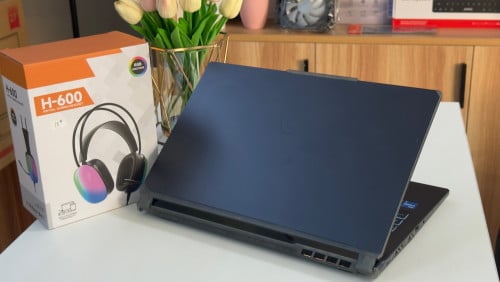 ๐แขแแแแบแแแแแแ แแ Free Speaker แฌแแถแแแแแ
แแแแผแ๐๐laptop 1แแนแแแแขแถแ 99% โ๏ธ