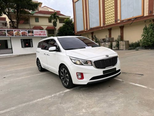 🫰💯💐 ស្តុកថ្មី Kia Carnival 2015  3ប៊ូតុង🫰 បើកតំបូល 2សន្លឹក