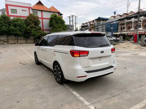 ๐ซฐ๐ฏ๐ แแแแปแแแแแธ Kia Carnival 2015 3แแแผแแปแ๐ซฐ แแพแแแแแผแ 2แแแแแนแ
