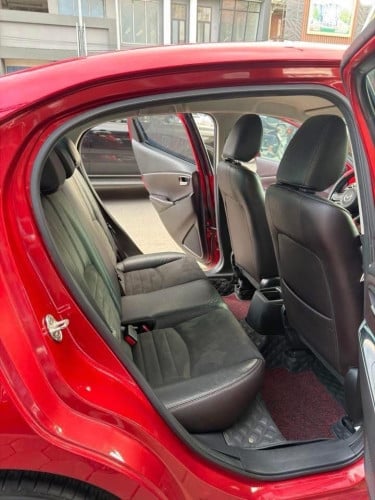 ๐ แแ แถแแแแแแแธ แแแแธ 99%Mazda2 2020 full option แแแ
แถแแแแแธแ แแแธแแแแแแธแแถแ2 แแปแบแแแธแกแผ