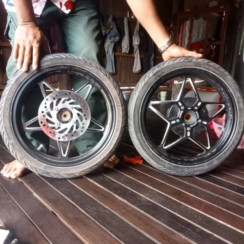កង vario