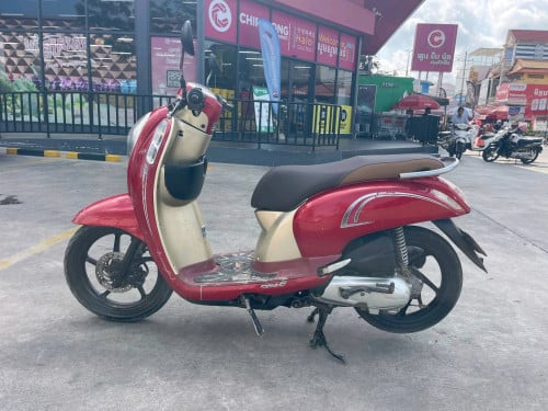015 កាទ្រីម៉ាស៊ីនតាន់