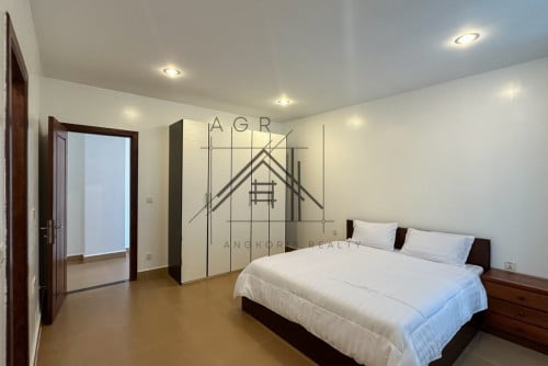 2 Bedroom Apartment For Rent in Russian Market Area/ Tuol Tumpung 1