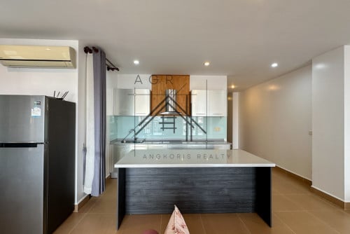 2 Bedroom Apartment For Rent in Russian Market Area/ Tuol Tumpung 1