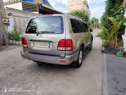 470ឆ្នាំ2000ម្ចាសដេីមលក់10800$ចរចារ