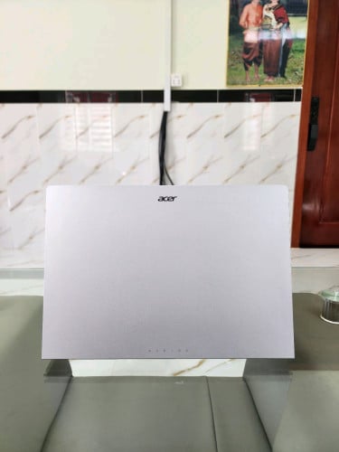 Acer aspire lite 14 នៅស្អាតដូចថ្មី 98% នៅសល់ធានាពីក្រុមហ៊ុន លក់ធូរៗ