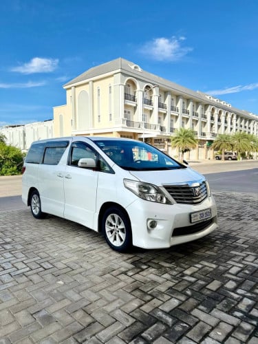 ALPHARD 2010 For Rent /出租