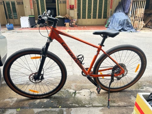 Bicycle for sale (Cannondale)