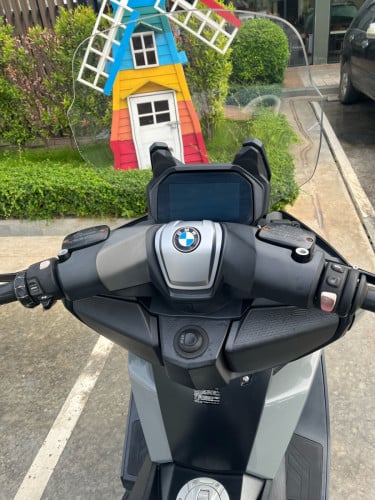 BMW C400GT