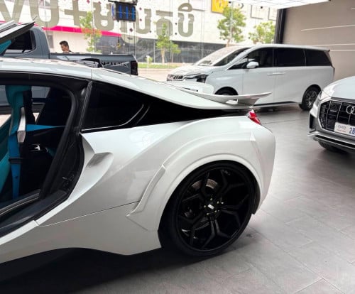 BMW I8 2015
