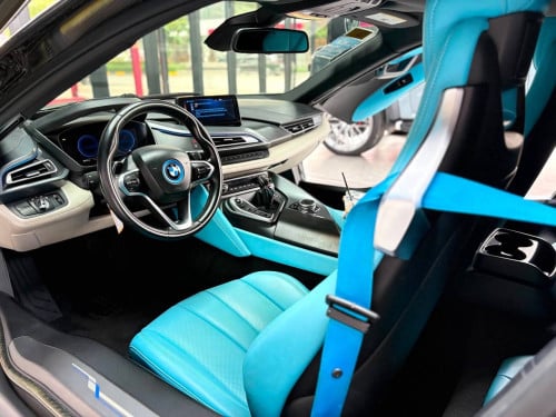 BMW I8 2015