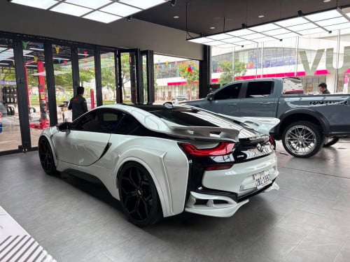 BMW I8 2015