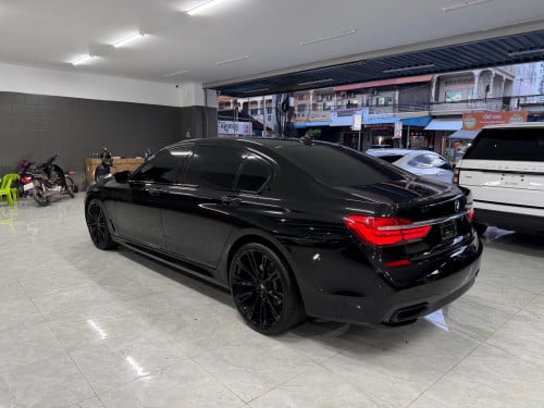 BMW740i 2016 ថ្នាំសុីន១ជុំ