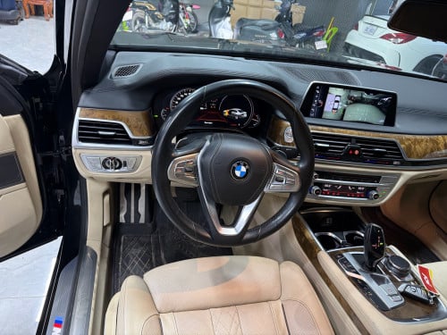 BMW740i 2016 ថ្នាំសុីន១ជុំ