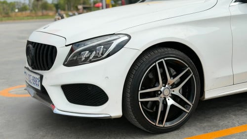 C300 1015 AMG