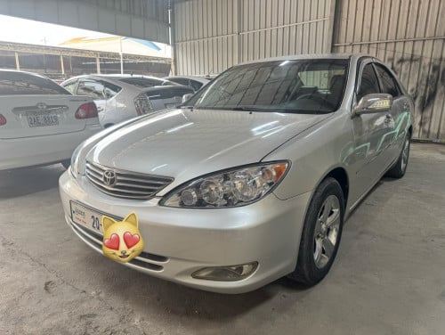 Camry 03 XLE full option ប្រភេទឡានស្អាតគ្រឿងក្រោមហាប់