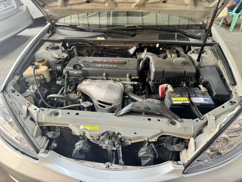Camry 03 XLE full option ប្រភេទឡានស្អាតគ្រឿងក្រោមហាប់